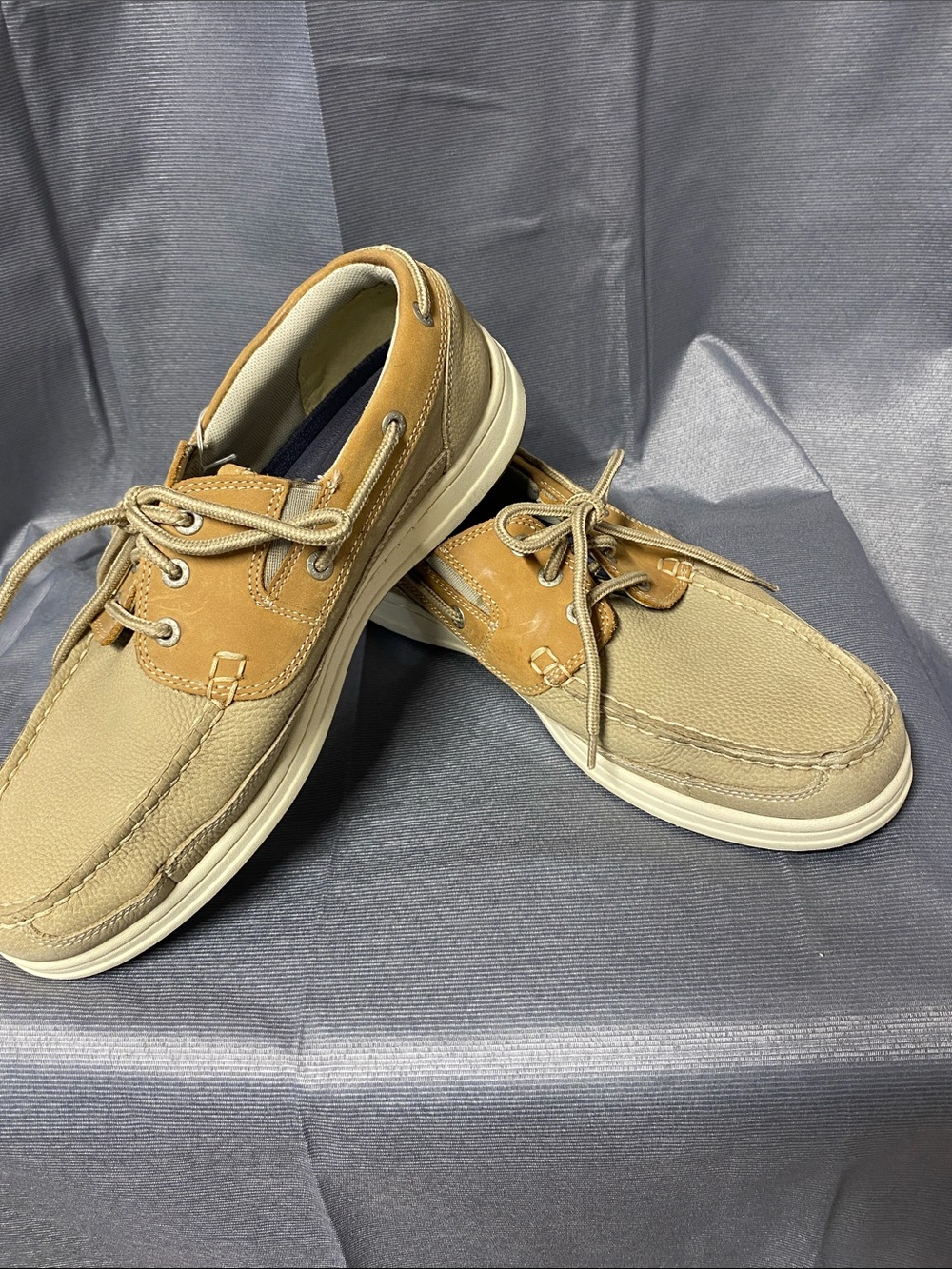 Dockers Men's Two-Tone Tan & Beige Boat Shoes